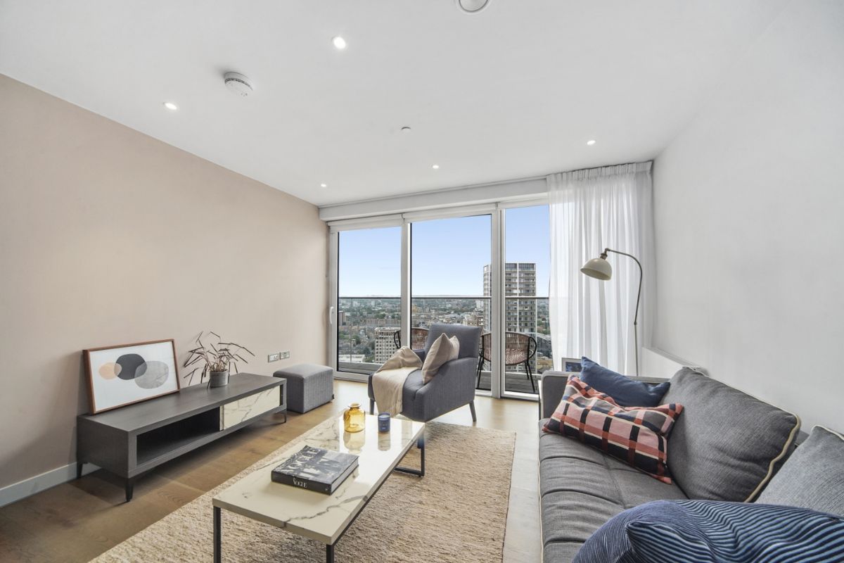 Contemporary apartment in Elephant & Castle